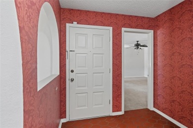 Space and comfort meet golf course living in this beautiful and on Lake Hefner Golf Club in Oklahoma - for sale on GolfHomes.com, golf home, golf lot