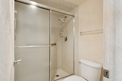 REDUCED! Located on prestigious Oaks Clubhouse Drive in Palm on Palm-Aire Country Club and Resort - Palms in Florida - for sale on GolfHomes.com, golf home, golf lot