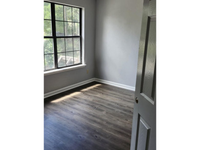 Wonderful townhouse setting close to Hilaman Golf course. Great on Hilaman Park Golf Course in Florida - for sale on GolfHomes.com, golf home, golf lot