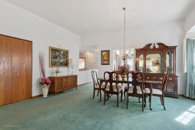 Well cared for 2 bedroom 2 bath ranch home with full basement! on The Links at Carillon in Illinois - for sale on GolfHomes.com, golf home, golf lot