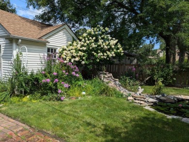 Something truly special! Beautifully expanded and spacious on Evanston Golf Club in Illinois - for sale on GolfHomes.com, golf home, golf lot