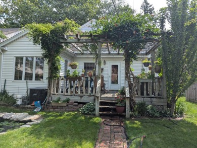 Something truly special! Beautifully expanded and spacious on Evanston Golf Club in Illinois - for sale on GolfHomes.com, golf home, golf lot