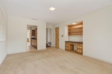 This is an exceptional opportunity to own a spacious two story on Corpus Christi Country Club Golf Course in Texas - for sale on GolfHomes.com, golf home, golf lot