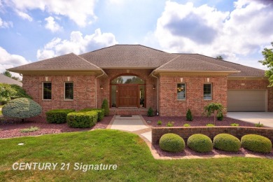 This all brick home, has everything you will need for easy on The Sawmill Golf Club in Michigan - for sale on GolfHomes.com, golf home, golf lot