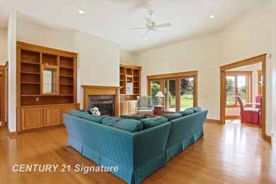 This all brick home, has everything you will need for easy on The Sawmill Golf Club in Michigan - for sale on GolfHomes.com, golf home, golf lot