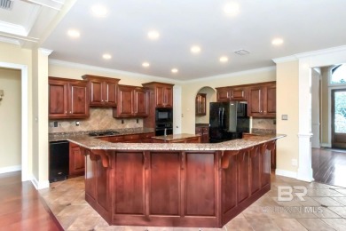 Beautiful, well-maintained home in sought after Heron Lakes on Heron Lakes Country Club in Alabama - for sale on GolfHomes.com, golf home, golf lot