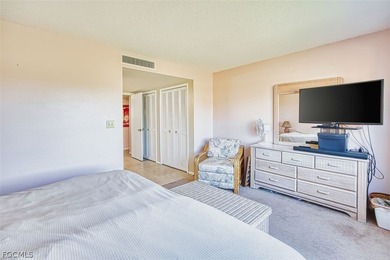 GOLFERS PARADISE-1st Floor 2 bedroom 2 bath Greenbriar model on Seven Lakes Golf and Tennis Community in Florida - for sale on GolfHomes.com, golf home, golf lot