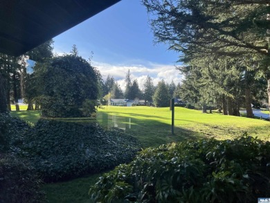 194 Taylor Blvd. on SunLand Golf and Country Club in Washington - for sale on GolfHomes.com, golf home, golf lot