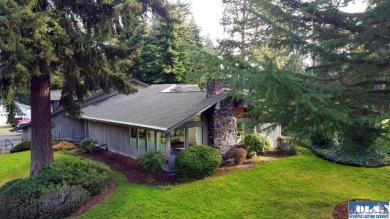 194 Taylor Blvd. on SunLand Golf and Country Club in Washington - for sale on GolfHomes.com, golf home, golf lot