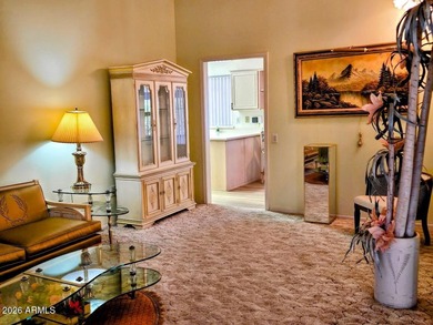 Very well-cared for, fully furnished two bedroom/two bath home on Trail Ridge Golf Course in Arizona - for sale on GolfHomes.com, golf home, golf lot