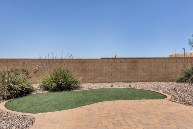 ARIZONA LIVING MADE EASY!! This charming home comes fully on Poston Butte Golf Club in Arizona - for sale on GolfHomes.com, golf home, golf lot