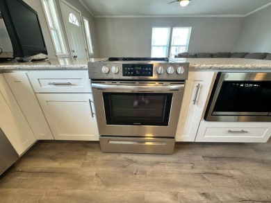 Lot rent is $1037.00    This beautiful 2 bedroom, 2 bathroom on Del Tura Golf and Country Club in Florida - for sale on GolfHomes.com, golf home, golf lot