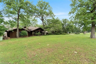Welcome home to 1808 Bramble Brae, where comfort meets classic on Fianna Hills Country Club in Arkansas - for sale on GolfHomes.com, golf home, golf lot