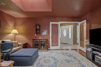 Wonderful 3BD-2.5BA + Office Golf Course home on 2 lots situated on Holly Lake Ranch Golf Club in Texas - for sale on GolfHomes.com, golf home, golf lot