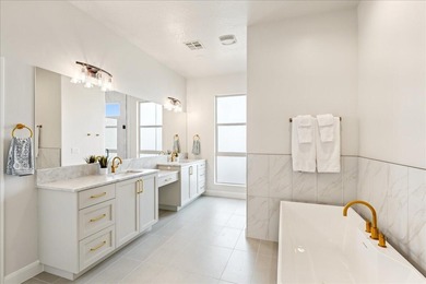 This exceptional 4 bedroom, 2.5 bathroom home is perfectly on Sand Hollow Golf Resort in Utah - for sale on GolfHomes.com, golf home, golf lot