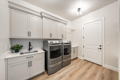 This exceptional 4 bedroom, 2.5 bathroom home is perfectly on Sand Hollow Golf Resort in Utah - for sale on GolfHomes.com, golf home, golf lot