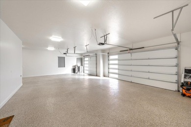 This exceptional 4 bedroom, 2.5 bathroom home is perfectly on Sand Hollow Golf Resort in Utah - for sale on GolfHomes.com, golf home, golf lot