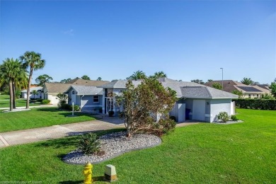 This beautiful 3BD/2BA pool home offers luxurious living in a on Sun n Lake Golf and Country Club in Florida - for sale on GolfHomes.com, golf home, golf lot