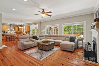 Incredible value *** This spacious 6-bed/3 full bath on Tega Cay Golf Club in South Carolina - for sale on GolfHomes.com, golf home, golf lot