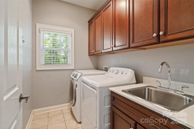 Incredible value *** This spacious 6-bed/3 full bath on Tega Cay Golf Club in South Carolina - for sale on GolfHomes.com, golf home, golf lot