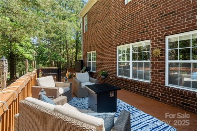 Incredible value *** This spacious 6-bed/3 full bath on Tega Cay Golf Club in South Carolina - for sale on GolfHomes.com, golf home, golf lot