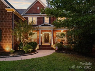 Incredible value *** This spacious 6-bed/3 full bath on Tega Cay Golf Club in South Carolina - for sale on GolfHomes.com, golf home, golf lot
