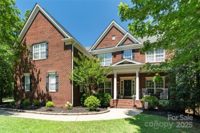 Incredible value *** This spacious 6-bed/3 full bath on Tega Cay Golf Club in South Carolina - for sale on GolfHomes.com, golf home, golf lot