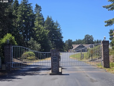 Don't miss your opportunity to own this beautiful home located on  in Oregon - for sale on GolfHomes.com, golf home, golf lot