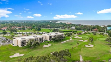 *CHECK OUT THE VIRTUAL 3D TOUR* Welcome to this captivating gem on IMG Academies Golf and Country Club in Florida - for sale on GolfHomes.com, golf home, golf lot