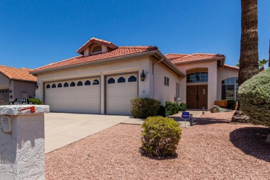 This charming 2 bed, 2 bath Ventana model in Sun Lakes' on Cottonwood Country Club in Arizona - for sale on GolfHomes.com, golf home, golf lot