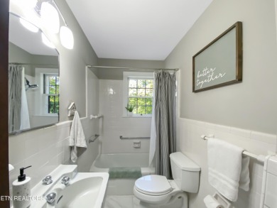 Dreaming of the perfect blend of modern living and country on La Follette Country Club in Tennessee - for sale on GolfHomes.com, golf home, golf lot