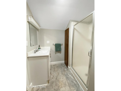 Dreaming of the perfect blend of modern living and country on La Follette Country Club in Tennessee - for sale on GolfHomes.com, golf home, golf lot
