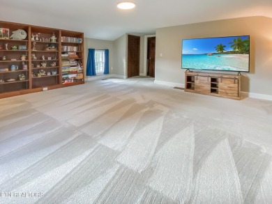 Dreaming of the perfect blend of modern living and country on La Follette Country Club in Tennessee - for sale on GolfHomes.com, golf home, golf lot