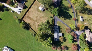 Dreaming of the perfect blend of modern living and country on La Follette Country Club in Tennessee - for sale on GolfHomes.com, golf home, golf lot