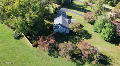Dreaming of the perfect blend of modern living and country on La Follette Country Club in Tennessee - for sale on GolfHomes.com, golf home, golf lot