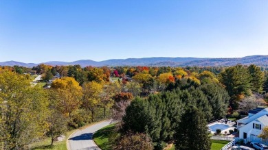 OPEN HOUSE: Sun Nov 10th 1-2pm. Cool, expansive & contemporary on Waynesboro Country Club in Virginia - for sale on GolfHomes.com, golf home, golf lot