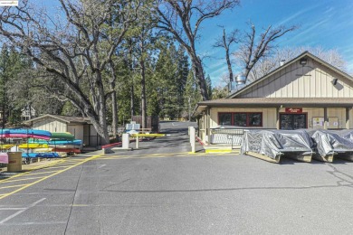 Move-in ready, or vacation rental ready! This home is located on Pine Mountain Lake Country Club in California - for sale on GolfHomes.com, golf home, golf lot