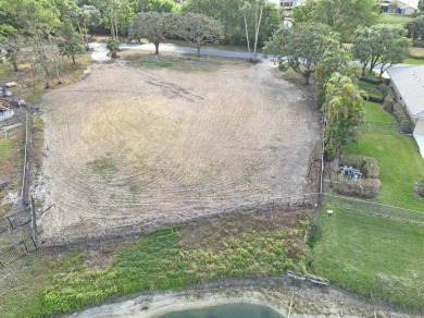 Price reduction! Discover an extraordinary opportunity to create on Hamlet Country Club in Florida - for sale on GolfHomes.com, golf home, golf lot