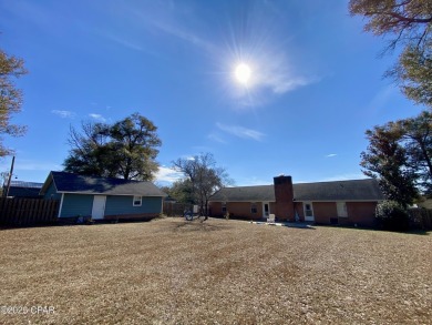 Welcome to 5233 Woodgate Way.  A well maintained 3 bedroom, 2 on Indian Springs Golf Club in Florida - for sale on GolfHomes.com, golf home, golf lot