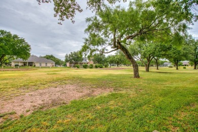 Welcome to this stunning 4-bedroom, 4-bath home located in the on Bentwood Country Club in Texas - for sale on GolfHomes.com, golf home, golf lot