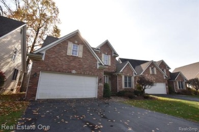 WELCOME HOME TO THIS SPACIOUS  DETACHED CONDO IN THE DESIRABLE on The Captains Club At Woodfield in Michigan - for sale on GolfHomes.com, golf home, golf lot