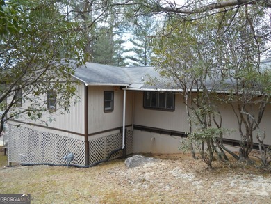 SELLER IS OFFERING UP TO $10,000.00 TOWARDS BUYERS CLOSING COST on Rabun Golf Club in Georgia - for sale on GolfHomes.com, golf home, golf lot