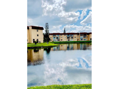 First floor 1 Bed/1 Bath located in the 55+ community of Sunrise on Sunrise Lakes Phase IV Golf Course in Florida - for sale on GolfHomes.com, golf home, golf lot