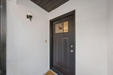 Discover the perfect blend of comfort and convenience within the on PGA National Golf Club in Florida - for sale on GolfHomes.com, golf home, golf lot