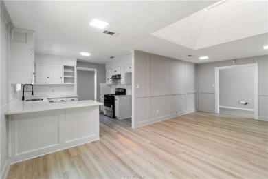 Welcome to 2206 Quail Hollow - A Fully Renovated Retreat in on Briarcrest Country Club, Inc. in Texas - for sale on GolfHomes.com, golf home, golf lot