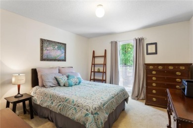 Welcome to this beautifully updated 4 bedroom, 3 bath on Canongate Golf Club in Georgia - for sale on GolfHomes.com, golf home, golf lot