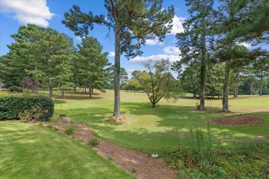 Enjoy easy living in this beautiful 3 bed/2 bath stepless ranch on Mirror Lake Golf Club in Georgia - for sale on GolfHomes.com, golf home, golf lot