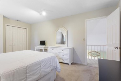 Welcome to this beautifully updated 4 bedroom, 3 bath on Canongate Golf Club in Georgia - for sale on GolfHomes.com, golf home, golf lot