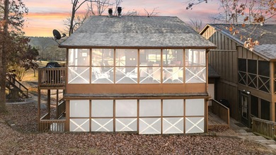 Adorable well cared for upper level 2 bed 2 bath condo located on Woodson Bend Resort in Kentucky - for sale on GolfHomes.com, golf home, golf lot