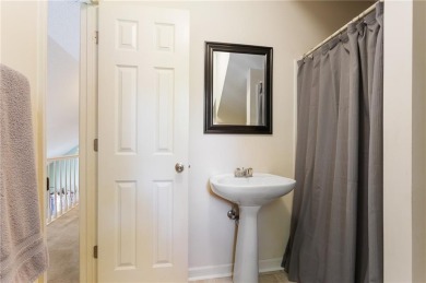 Welcome to this beautifully updated 4 bedroom, 3 bath on Canongate Golf Club in Georgia - for sale on GolfHomes.com, golf home, golf lot